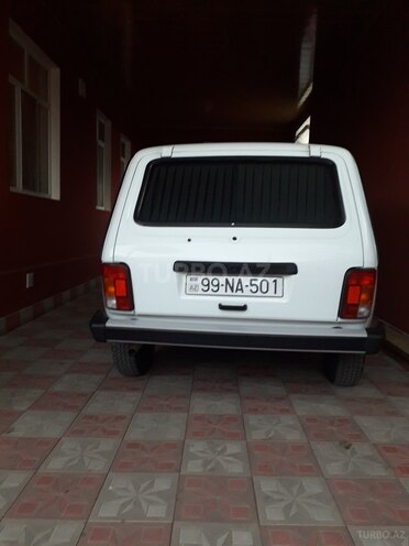 LADA (VAZ) Niva 2015, 40,000 km - 1.7 л - Qazax