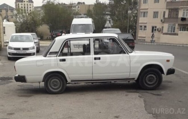LADA (VAZ) 2107 2010, 140,000 km - 1.6 л - Bakı