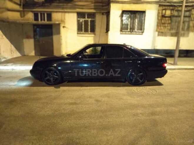 Mercedes E 240 2000, 214,000 km - 2.4 l - Bakı