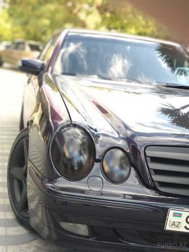 Mercedes E 240 2000, 214,000 km - 2.4 l - Bakı