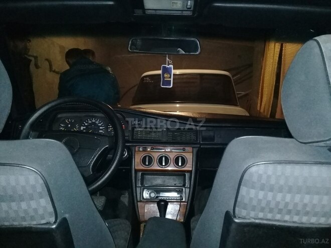 Mercedes 190 1992, 407,000 km - 2.0 l - Bakı