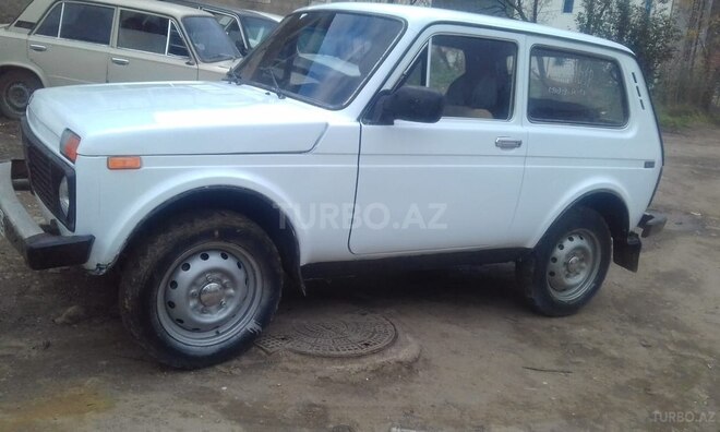 LADA (VAZ) Niva 1995, 254,855 km - 0.2 l - Lerik