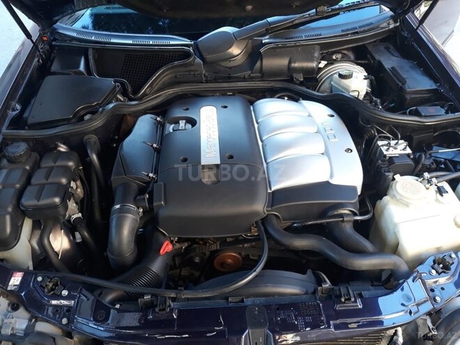 Mercedes E 220 2002, 248,000 km - 2.2 l - Bakı