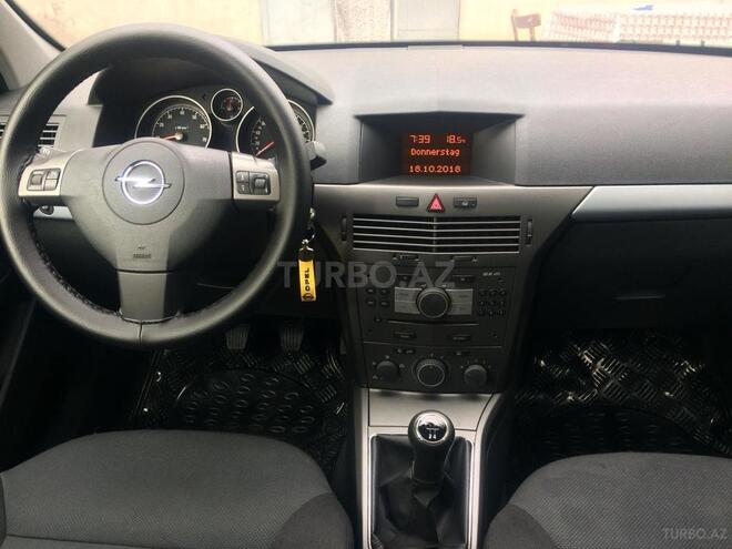 Opel Astra 2006, 184,800 km - 1.4 л - Ağcabədi