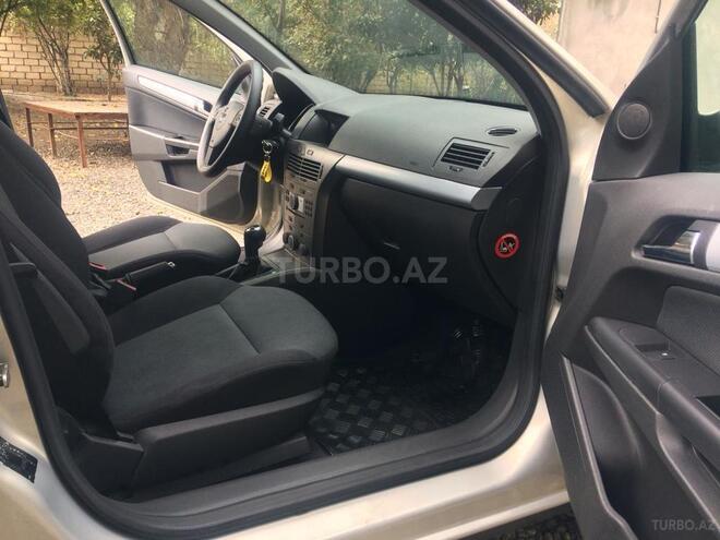 Opel Astra 2006, 184,800 km - 1.4 л - Ağcabədi