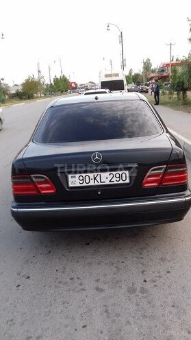 Mercedes E 200 1999, 300,000 km - 2.0 l - Mingəçevir