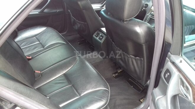 Mercedes E 200 1999, 300,000 km - 2.0 l - Mingəçevir