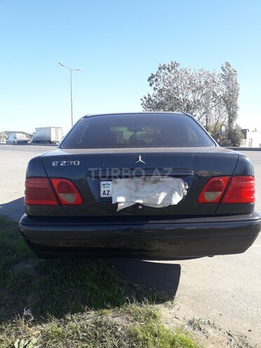 Mercedes E 230 1996, 268,756 km - 2.3 l - Bakı