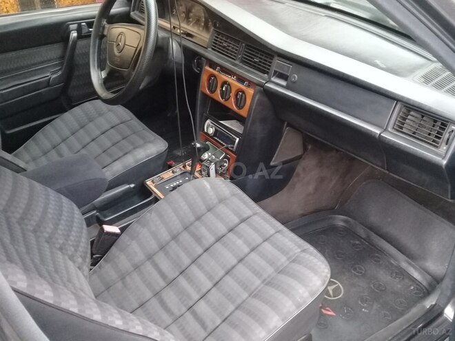 Mercedes 190 1992, 400,000 km - 2.0 l - Bakı