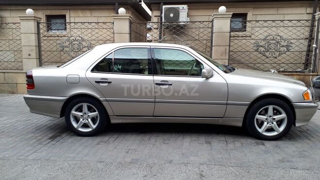 Mercedes C 230 1998, 222,000 km - 2.3 l - Bakı