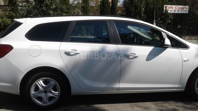 Opel Astra 2012, 150,500 km - 1.7 л - Bakı