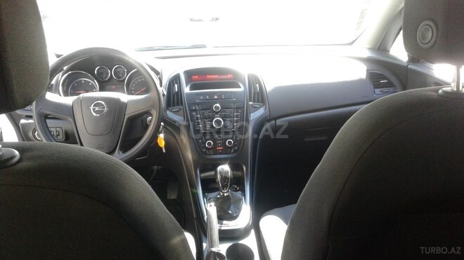 Opel Astra 2012, 150,500 km - 1.7 л - Bakı