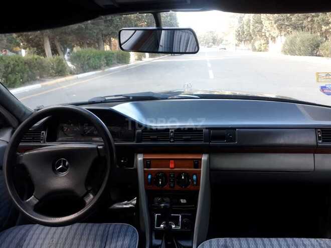 Mercedes E 230 1992, 235,000 km - 2.3 л - Sumqayıt