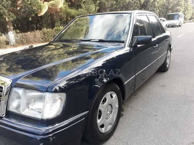 Mercedes E 230 1992, 235,000 km - 2.3 л - Sumqayıt