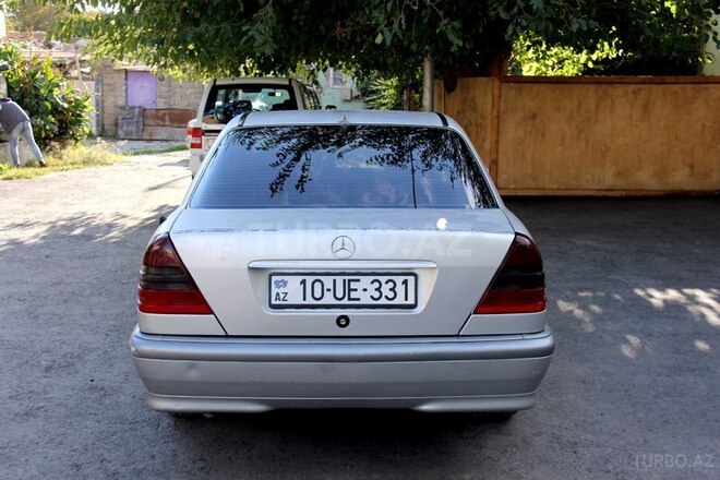 Mercedes C 180 1995, 320,000 km - 1.8 л - Bakı