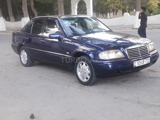 Mercedes C 220 1995, 300,000 km - 2.2 l - Sumqayıt