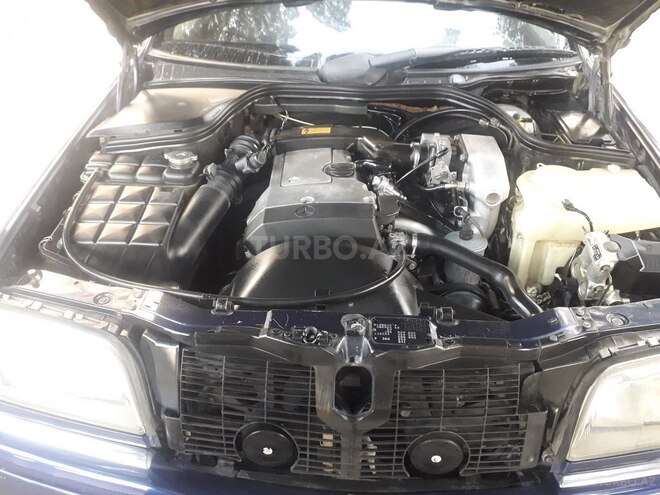 Mercedes C 220 1995, 300,000 km - 2.2 l - Sumqayıt