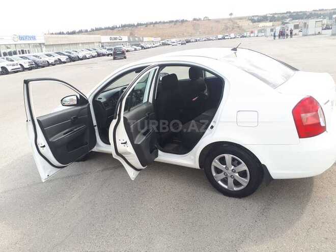Hyundai Accent 2009, 275,000 km - 1.4 l - Bakı