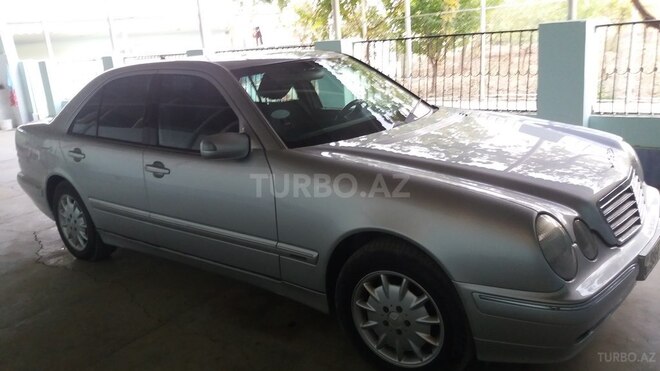 Mercedes E 270 2001, 184,000 km - 2.7 l - Şirvan
