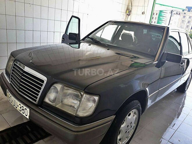Mercedes E 220 1994, 395,652 km - 2.2 l - Bakı
