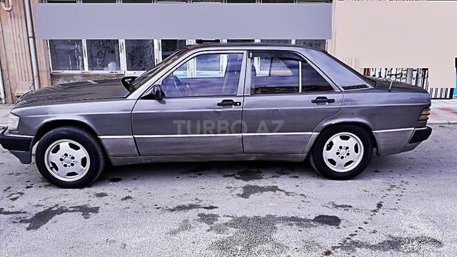 Mercedes 190 1989, 197,851 km - 2.0 l - Xırdalan