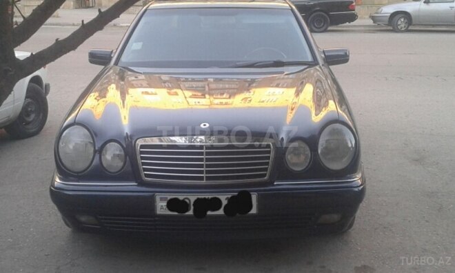 Mercedes E 240 1999, 278,000 km - 2.6 л - Bakı