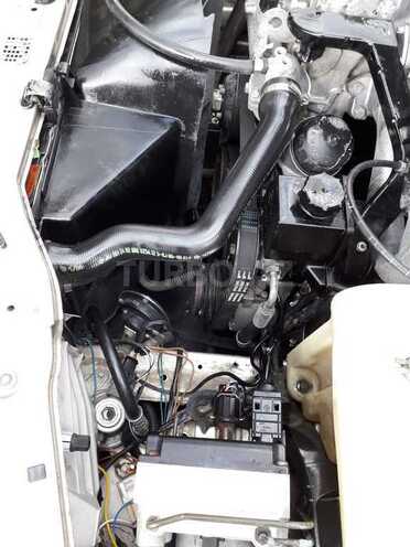 Mercedes E 280 1995, 12,345 km - 1.8 l - Cəlilabad