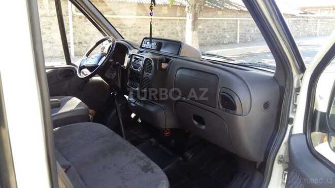 Ford Transit 2002, 530,000 km - 2.4 l - Şəki