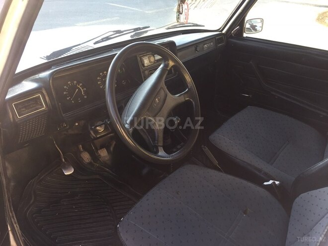 LADA (VAZ) 2107 2000, 95,000 km - 1.6 l - Quba