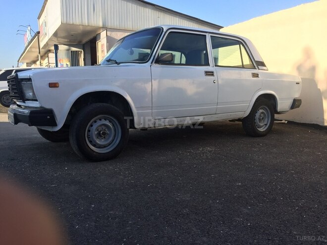 LADA (VAZ) 2107 2000, 95,000 km - 1.6 l - Quba
