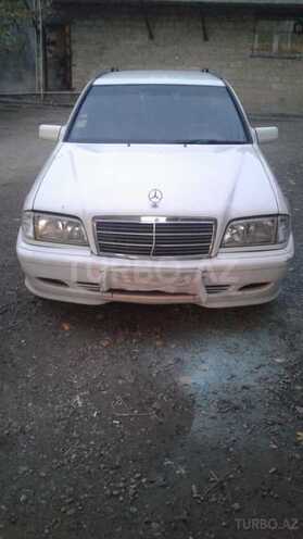 Mercedes C 220 1999, 287,980 km - 2.2 l - Göygöl