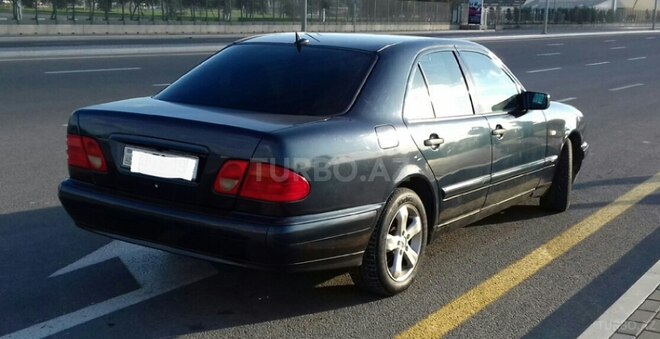 Mercedes E 230 1997, 373,000 km - 2.3 л - Bakı