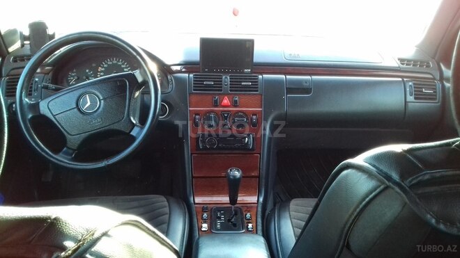 Mercedes E 230 1997, 373,000 km - 2.3 л - Bakı
