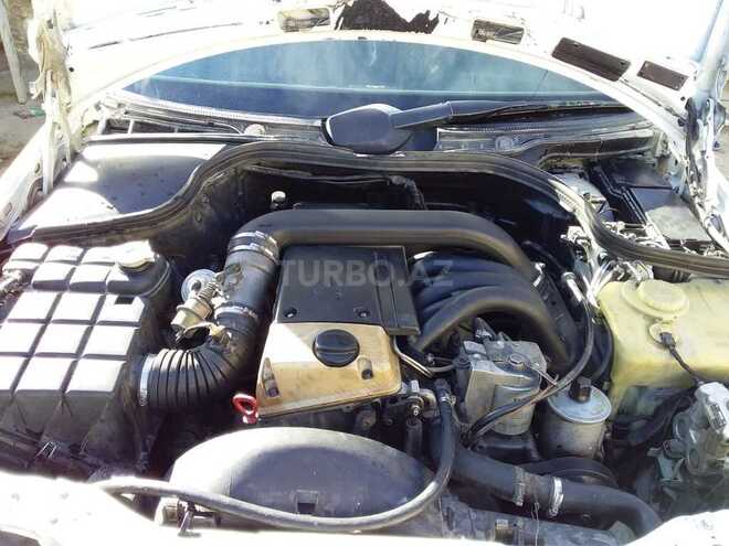 Mercedes C 250 1995, 224,512 km - 2.5 л - Bakı