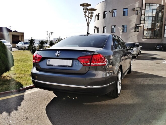 Volkswagen Passat 2015, 69,996 km - 1.8 l - Gəncə
