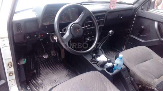 LADA (VAZ) Niva 2012, 143,000 km - 1.7 l - Qusar