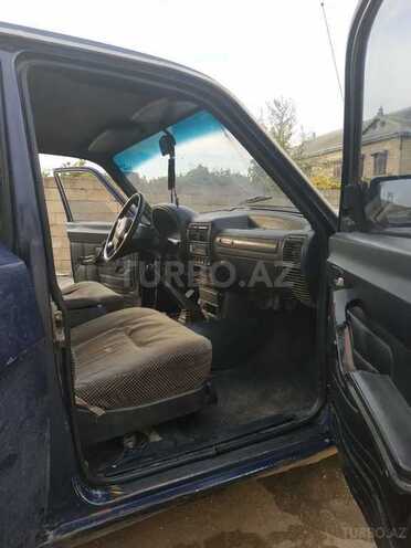 GAZ 3102 1998, 260,000 km - 2.5 l - Salyan