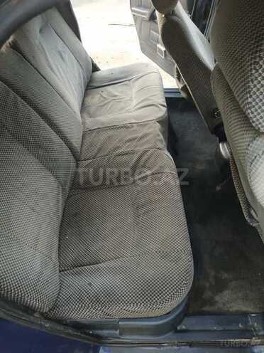 GAZ 3102 1998, 260,000 km - 2.5 l - Salyan