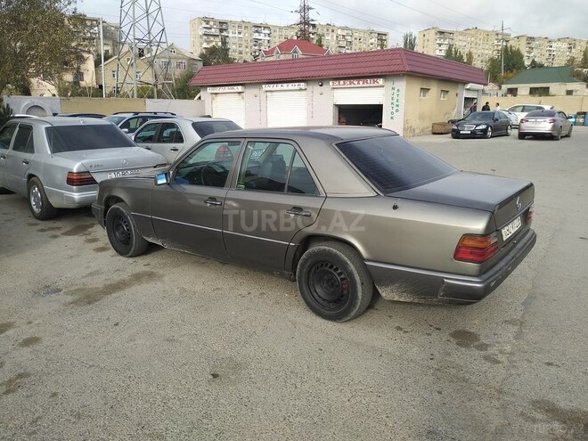 Mercedes E 200 1992, 4,800,000 km - 2.0 l - Bakı