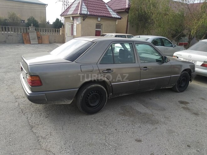 Mercedes E 200 1992, 4,800,000 km - 2.0 l - Bakı