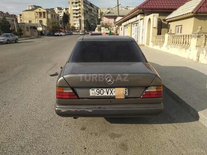 Mercedes E 200 1992, 4,800,000 km - 2.0 l - Bakı