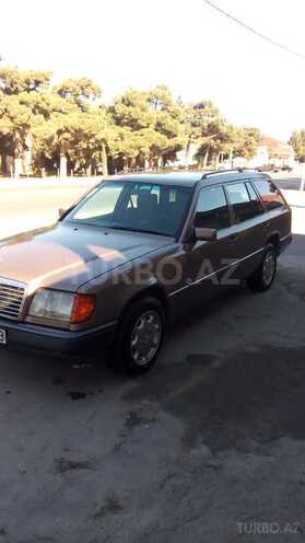 Mercedes E 250 1994, 495,000 km - 2.5 l - Bakı