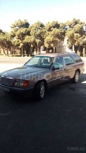 Mercedes E 250 1994, 495,000 km - 2.5 l - Bakı