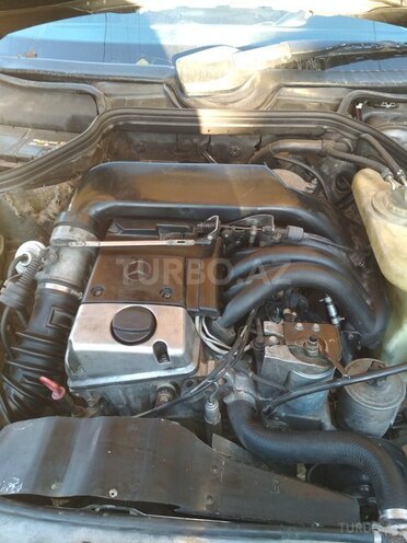 Mercedes E 250 1994, 495,000 km - 2.5 l - Bakı