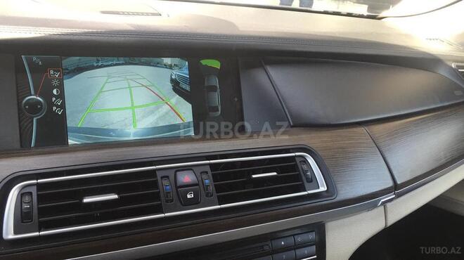 BMW 750 2011, 140,000 km - 4.4 l - Bakı