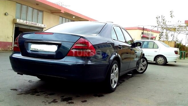 Mercedes E 220 2002, 370,000 km - 2.2 l - Bakı