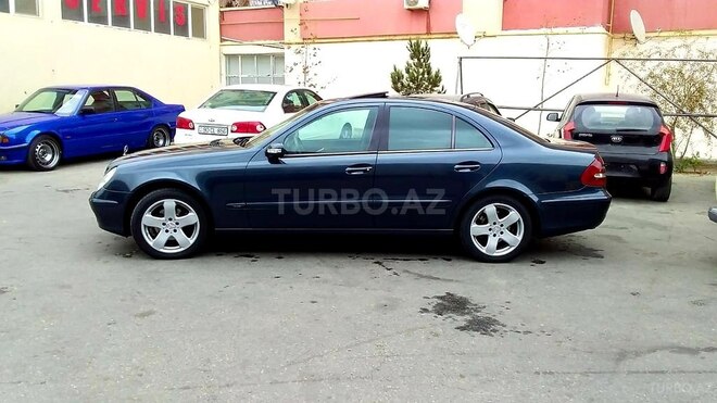 Mercedes E 220 2002, 370,000 km - 2.2 l - Bakı