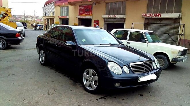 Mercedes E 220 2002, 370,000 km - 2.2 l - Bakı
