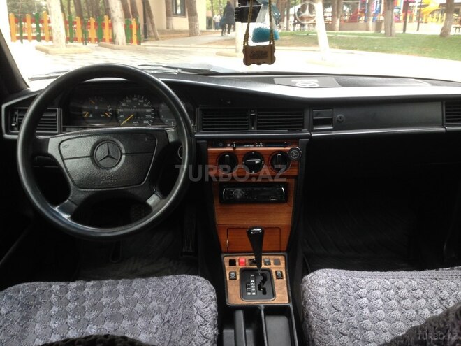 Mercedes 190 1992, 234,577 km - 1.8 l - Bakı