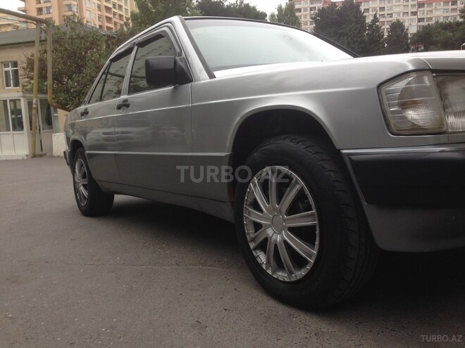 Mercedes 190 1992, 234,577 km - 1.8 l - Bakı